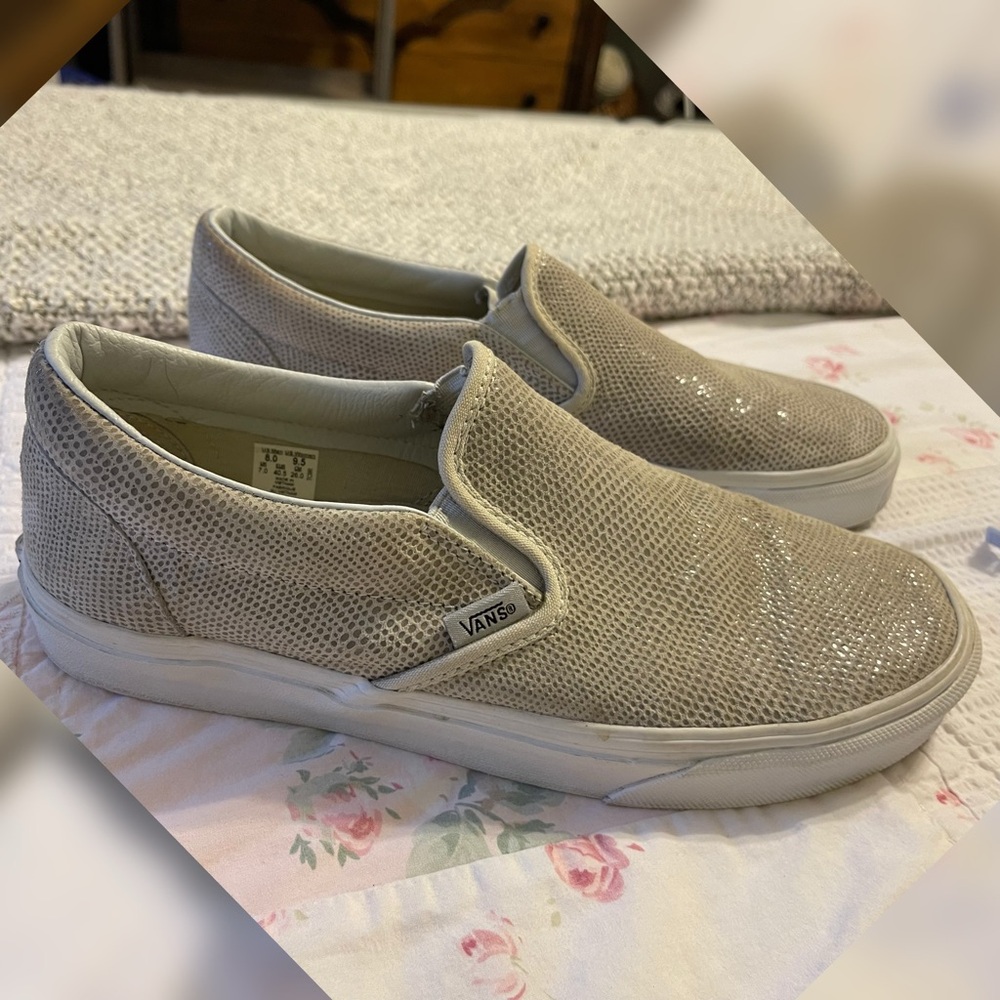 VANS CLASSIC SLIP-ON (PEBBLE SNAKE) in Glacier Gray M 8 W 9.5 READ!